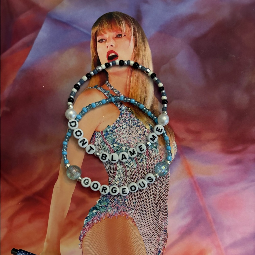 Reputation Bracelet Set - Picture 2 of 3